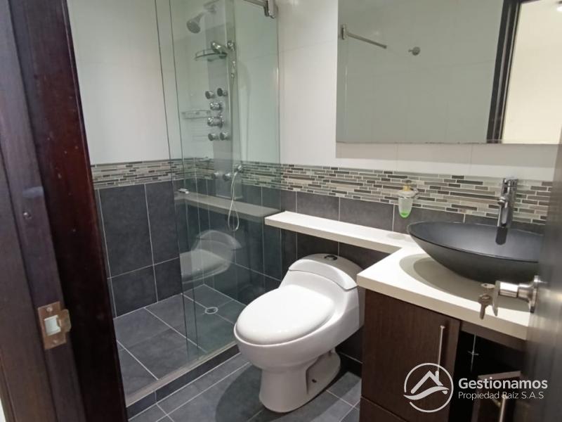 WhatsApp Image 2025-11-13 at 10.05.49 AM (6).jpeg